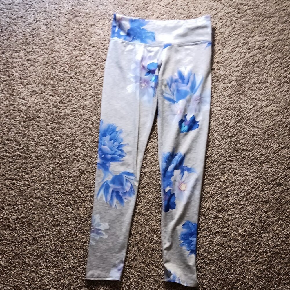 Old Navy active floral leggings